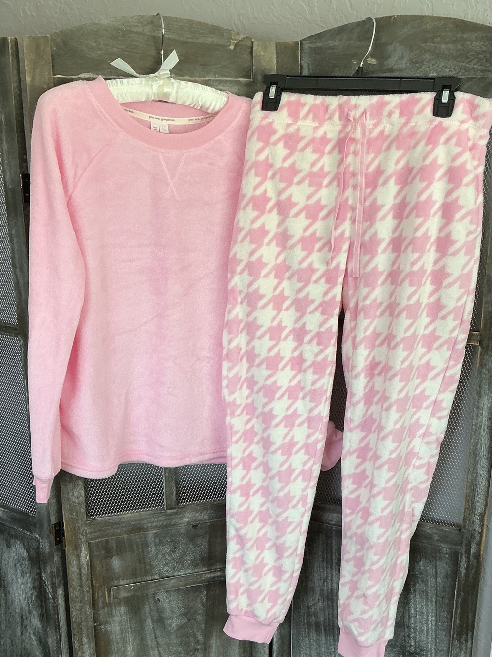 Joyspun pink pj set